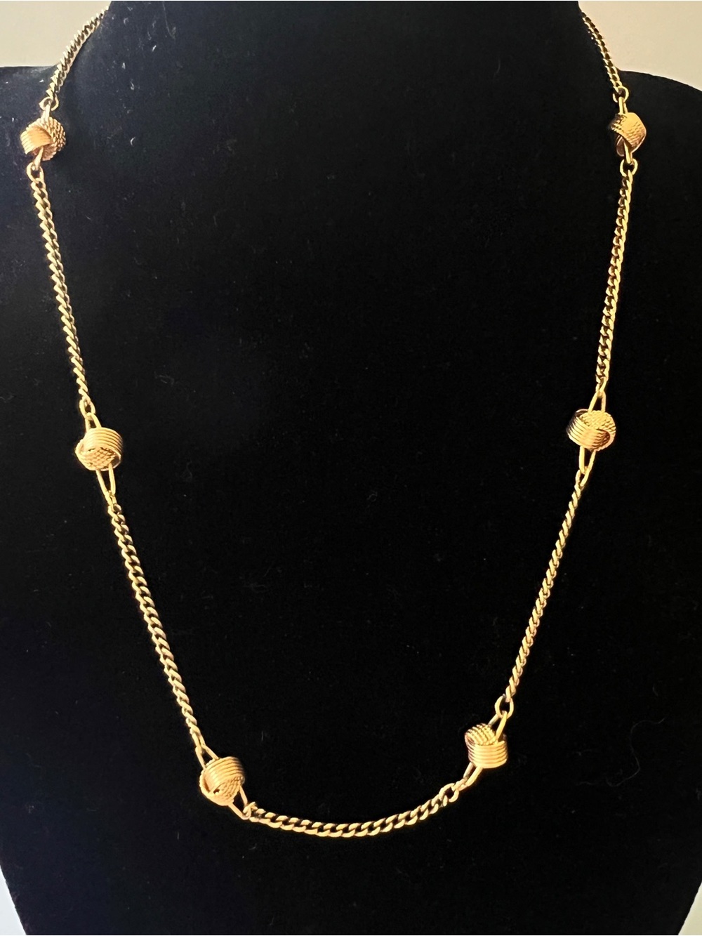 Vintage 70s Avon Love Knot Beads Gold-Tone Dainty Necklace Retro Minimalist